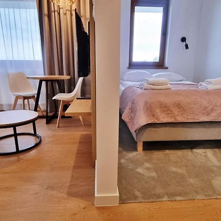 Prywatne Apartamenty W Hotelu - 365Pam Sarbinowo Eksteriør billede
